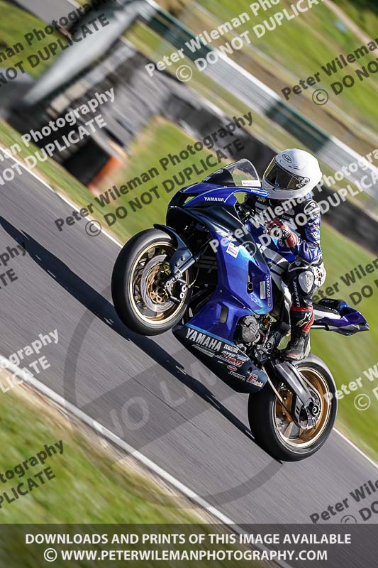 cadwell no limits trackday;cadwell park;cadwell park photographs;cadwell trackday photographs;enduro digital images;event digital images;eventdigitalimages;no limits trackdays;peter wileman photography;racing digital images;trackday digital images;trackday photos